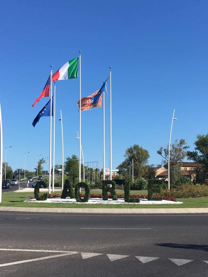 Hotel Fornaro Caorle Exterior foto
